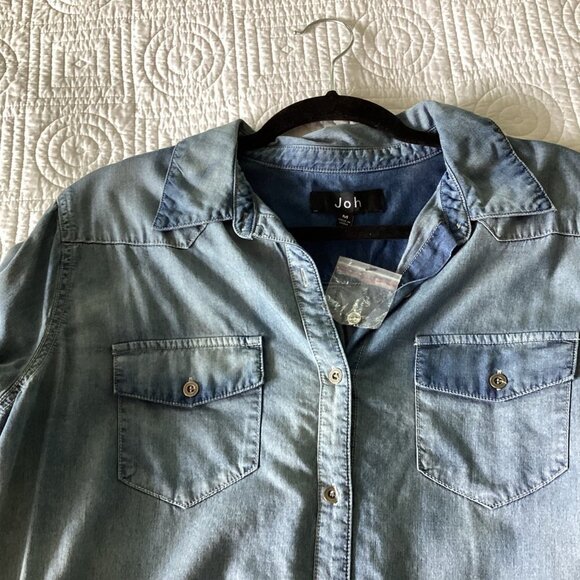 New Joh Chambray Tencel Denim Ombre Button Up Shirt Size Medium - Picture 8 of 11